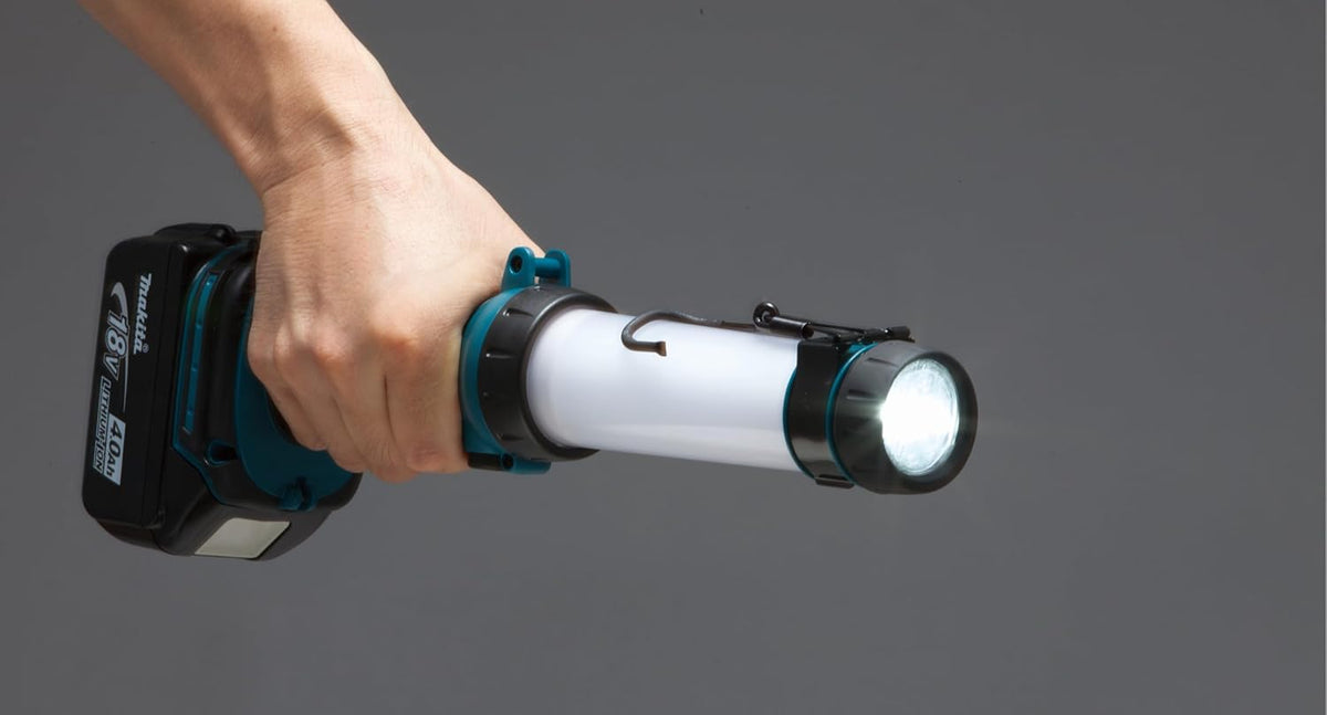 Makita DML806 18V LXT Lithium-Ion Cordless L.E.D. Lantern/Flashlight Tool