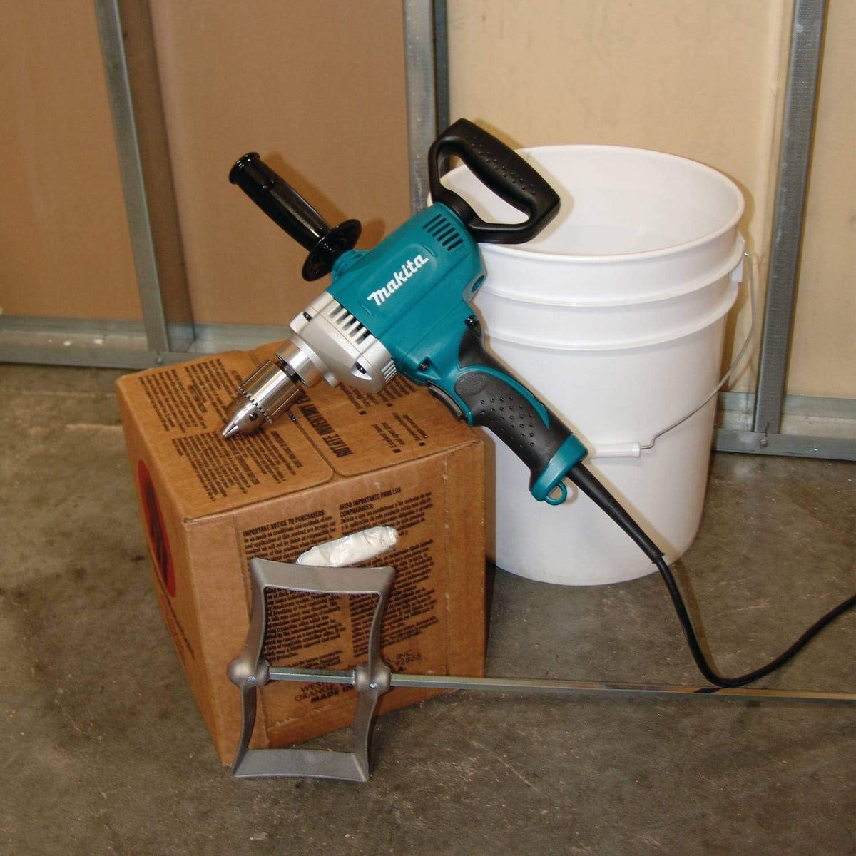 Makita DS4011 1/2" Spade Handle Drill