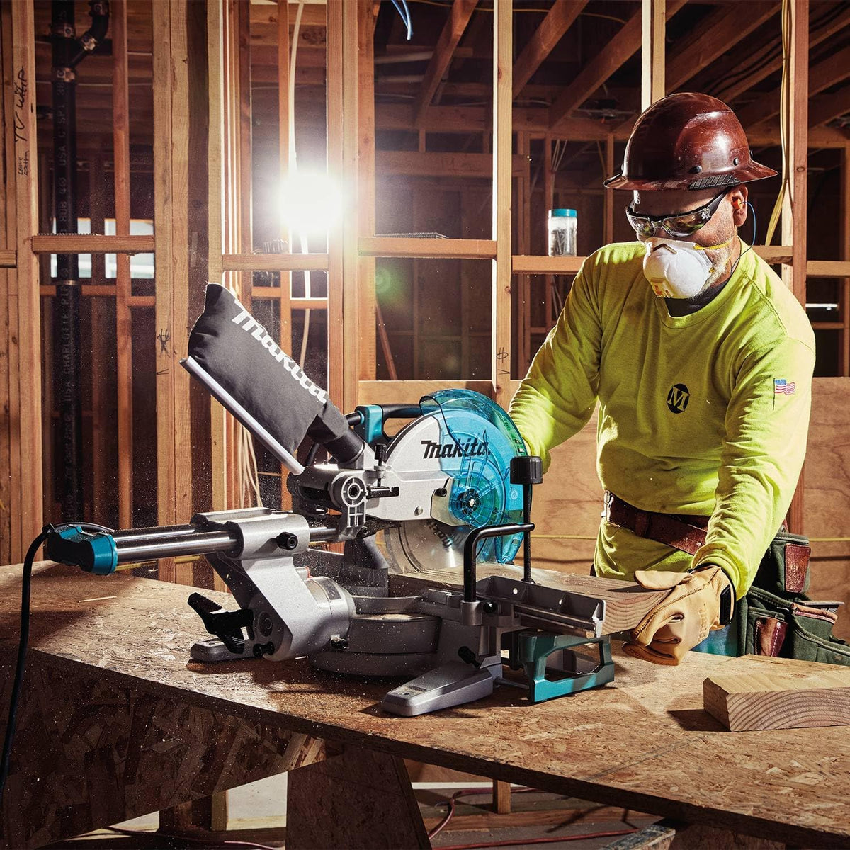 Makita LS1110F 10” Slide Compound Miter Saw