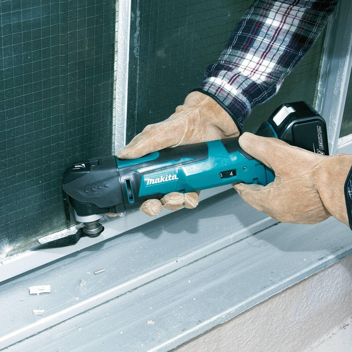 Makita XMT035 18V LXT Lithium-Ion Cordless Multi-Tool Kit (3.0Ah)