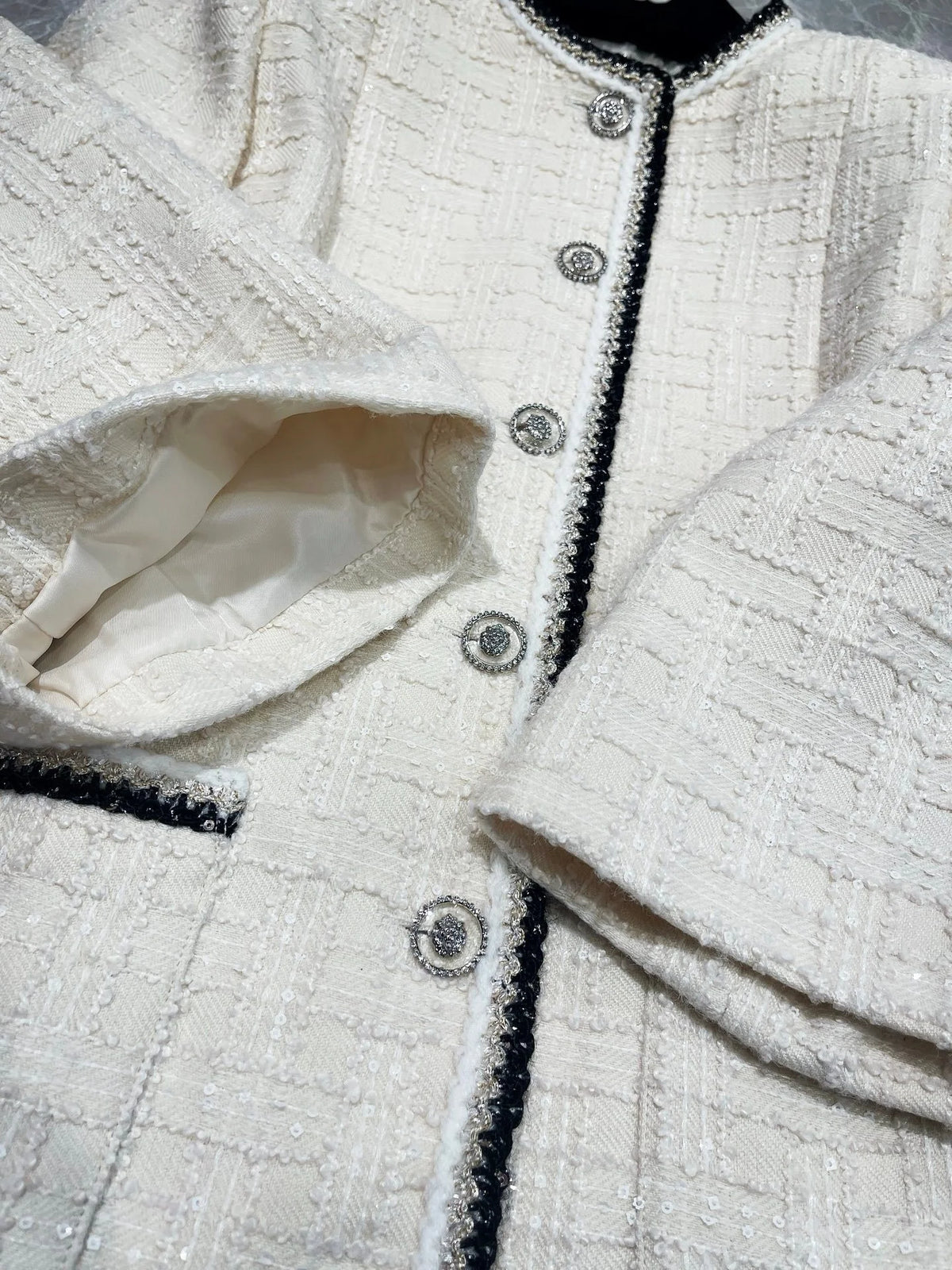 2026 Women Tweed Jacket Mid‑Length Round Neck Weave Fabric Contrast Tape Trim Metal Button Closure
