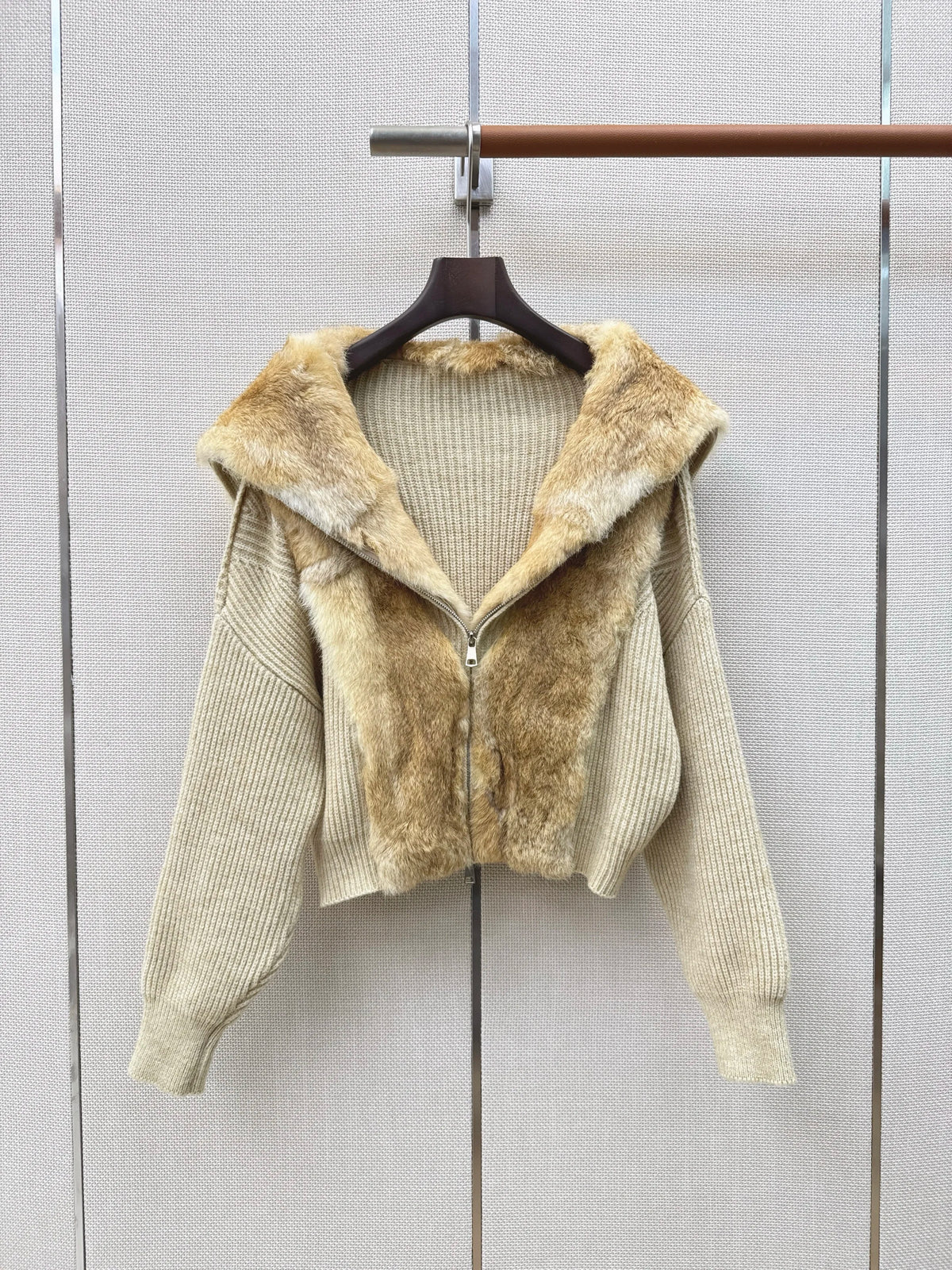 2026 Women Autumn Winter Spliced Fuzzy Hooded Cropped Jacket ZX5705