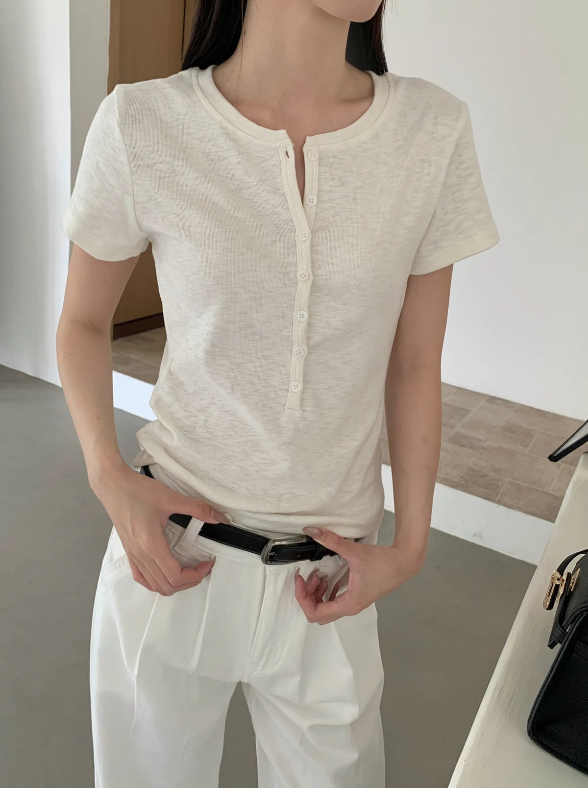 26 Spring/Summer New Round Neck T-shirt Women's Trendy Casual Style Short Sleeve Top