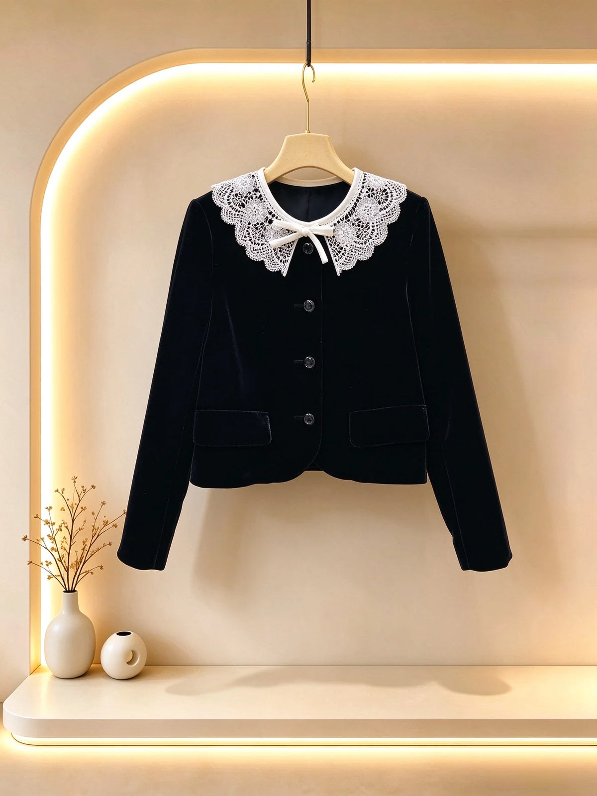2026 Women Autumn Winter Velvet Petite Coat With Oversized Lace Collar ZX3103