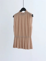The 2026 new model with simple fabric and pleated texture gives a gentle slimming effect and is very suitable for summer outfits