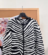 2026 Women Knitwear Crew Black White Zebra Knit Cardigan Cropped Symmetric Patch Pockets Soft Skin‑friendly Knit