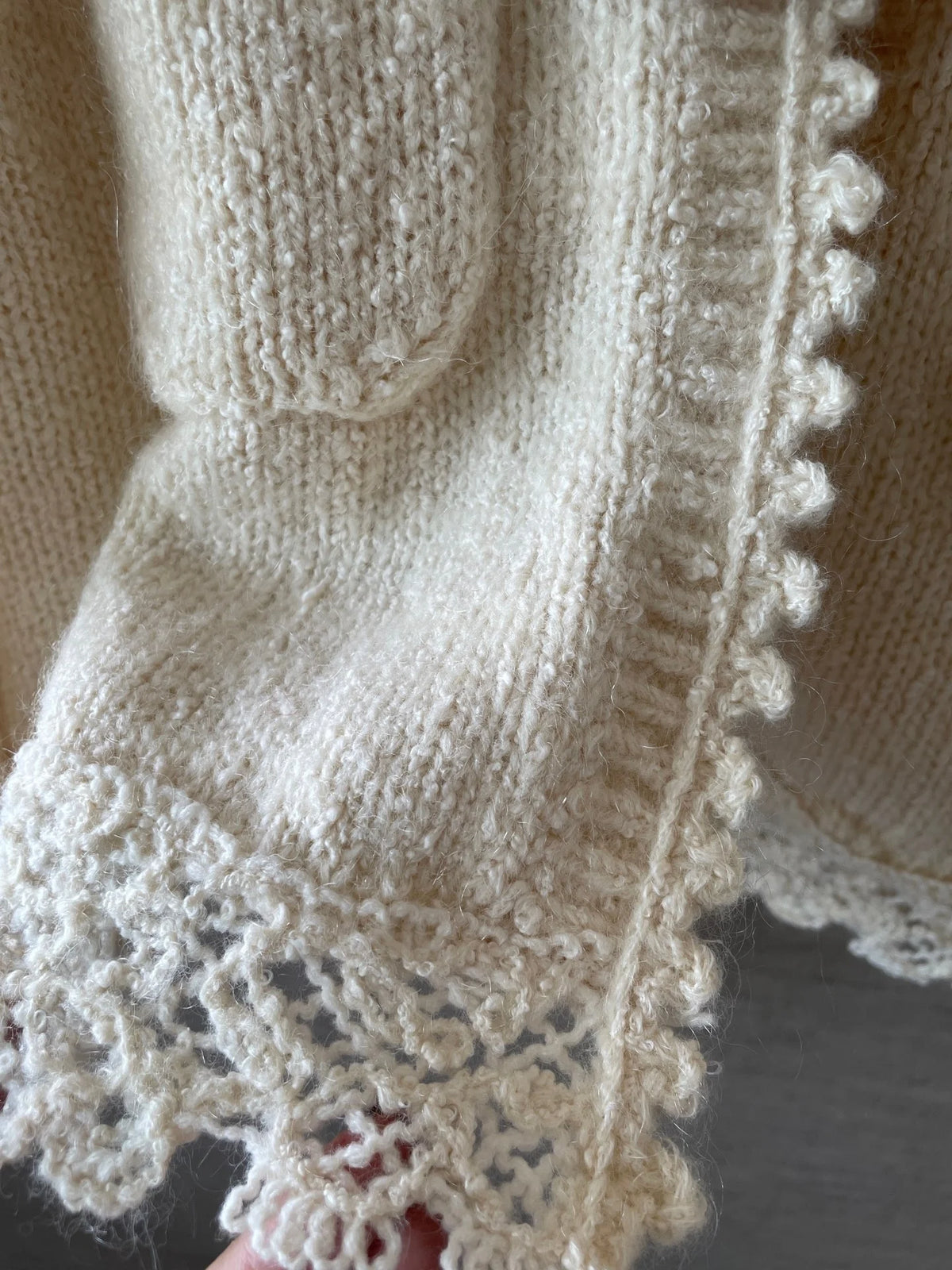 2026 Women Sweater Cropped Knit Cardigan Doll Collar Lace Crochet Trim Flared Sleeve Patch Pockets Textured Knit Fabric