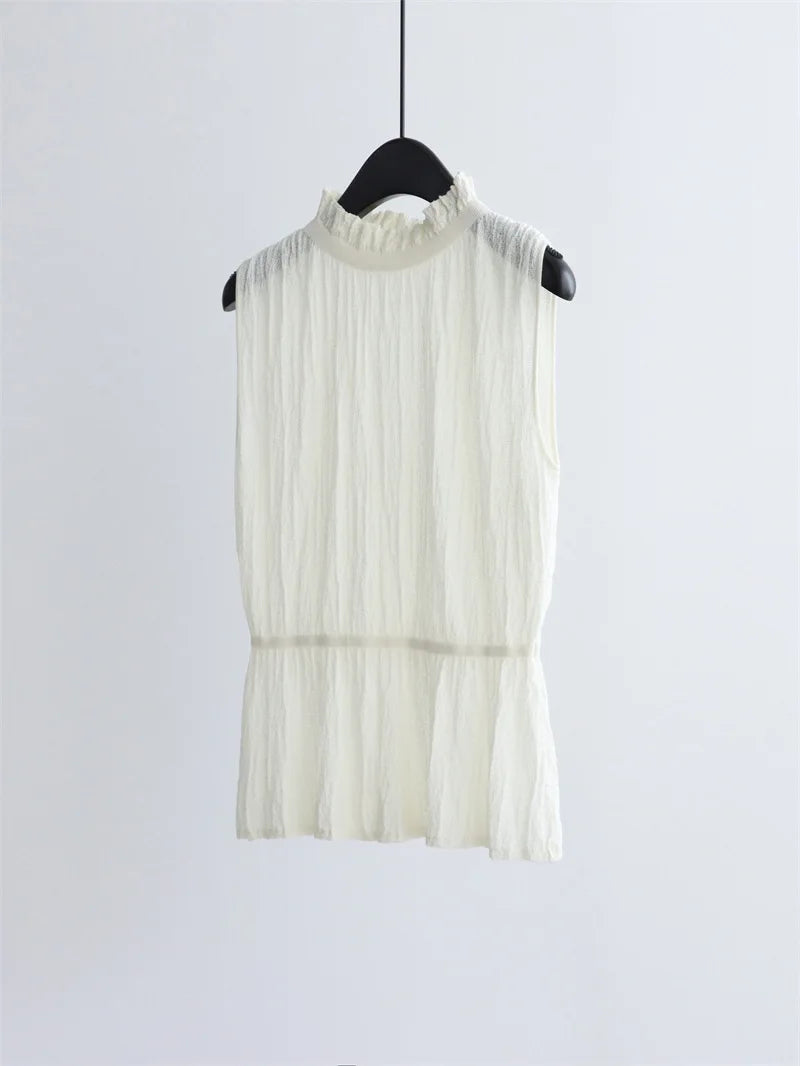 The 2026 new model with simple fabric and pleated texture gives a gentle slimming effect and is very suitable for summer outfits