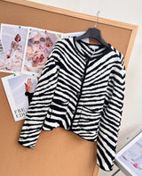 2026 Women Knitwear Crew Black White Zebra Knit Cardigan Cropped Symmetric Patch Pockets Soft Skin‑friendly Knit