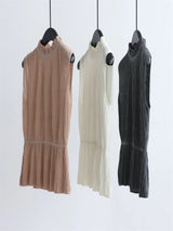 The 2026 new model with simple fabric and pleated texture gives a gentle slimming effect and is very suitable for summer outfits