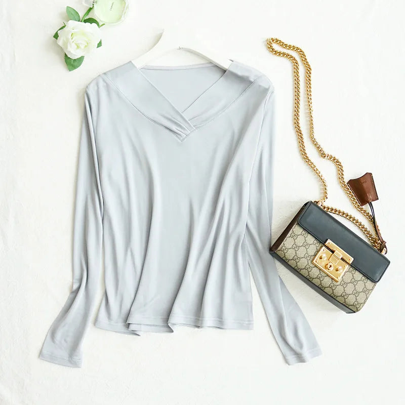 2025 Women's Fashion New Style Silk Long Sleeve V-neck Bottoming Shirt 23% Natural Mulberry Silk Warm Top