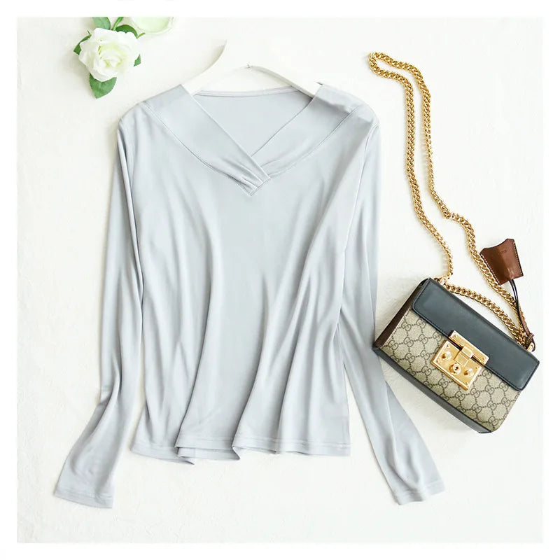 2025 Women's Fashion New Style Silk Long Sleeve V-neck Bottoming Shirt 23% Natural Mulberry Silk Warm Top