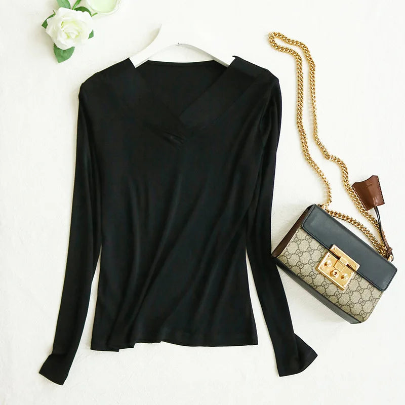2025 Women's Fashion New Style Silk Long Sleeve V-neck Bottoming Shirt 23% Natural Mulberry Silk Warm Top