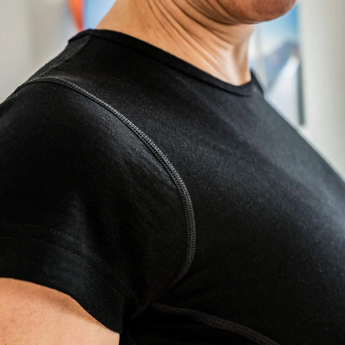 100% Merino Wool T-Shirt Womens Lightweight Short Sleeve Crew Shirts Merino Wool Base Layer Women Undershirt No Itch Breathable