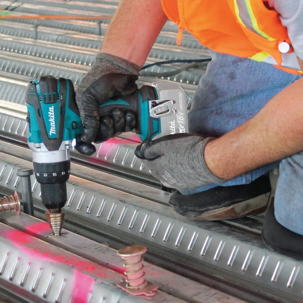 Makita DF333DZ 18V Max LXT Lithium-Lon Cordless Variable 2-Speed Driver-Drill  Hybrid Brushless Impact Driver