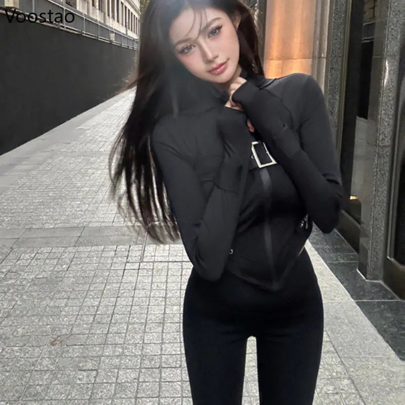 Y2k Aesthetic T-shirts Women Streetwear Harajuku Metal Buckle Black Punk Clothes Tops Gothic Female Sexy Chic irregular Tees