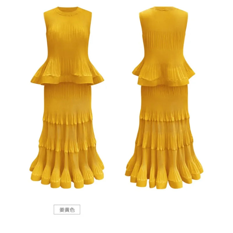 Pleated T-Shirt Top 2026 Summer New Ruffled Sleeveless Vest Simple Elegant Fashion Cake Skirt Elegant Women Travel Outfit