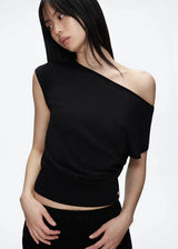 Black Asymmetrical Knitted Tank Top with One-Shoulder Design, Ruched Waist, Short Style, Slimming Fit, Sexy T-Shirt, Casual Asymmetrical Knitted Top