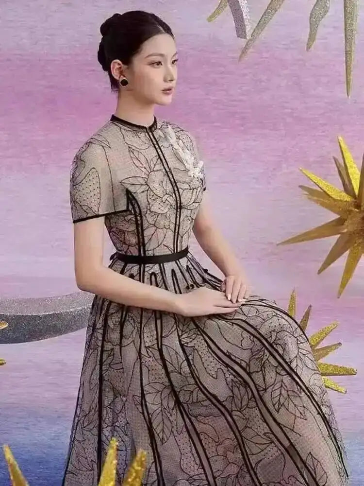 DEAT Elegant Dress O-neck Embroidery Gauze Patchwork A-line Solid Women's Evening Party Dresses 2026 Spring New Fashion 35Z927