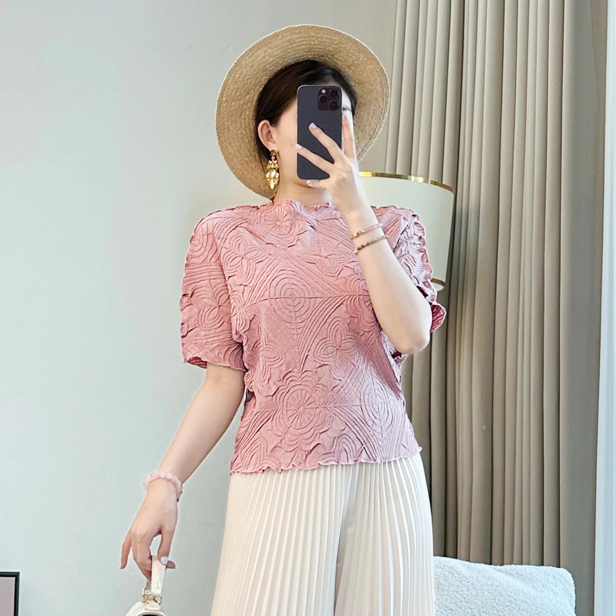 Miyake Pleated Top Women 2025 New Solid Color Embroidered Round Neck Bat Sleeve Comfortable Casual Versatile T-shirt for Women