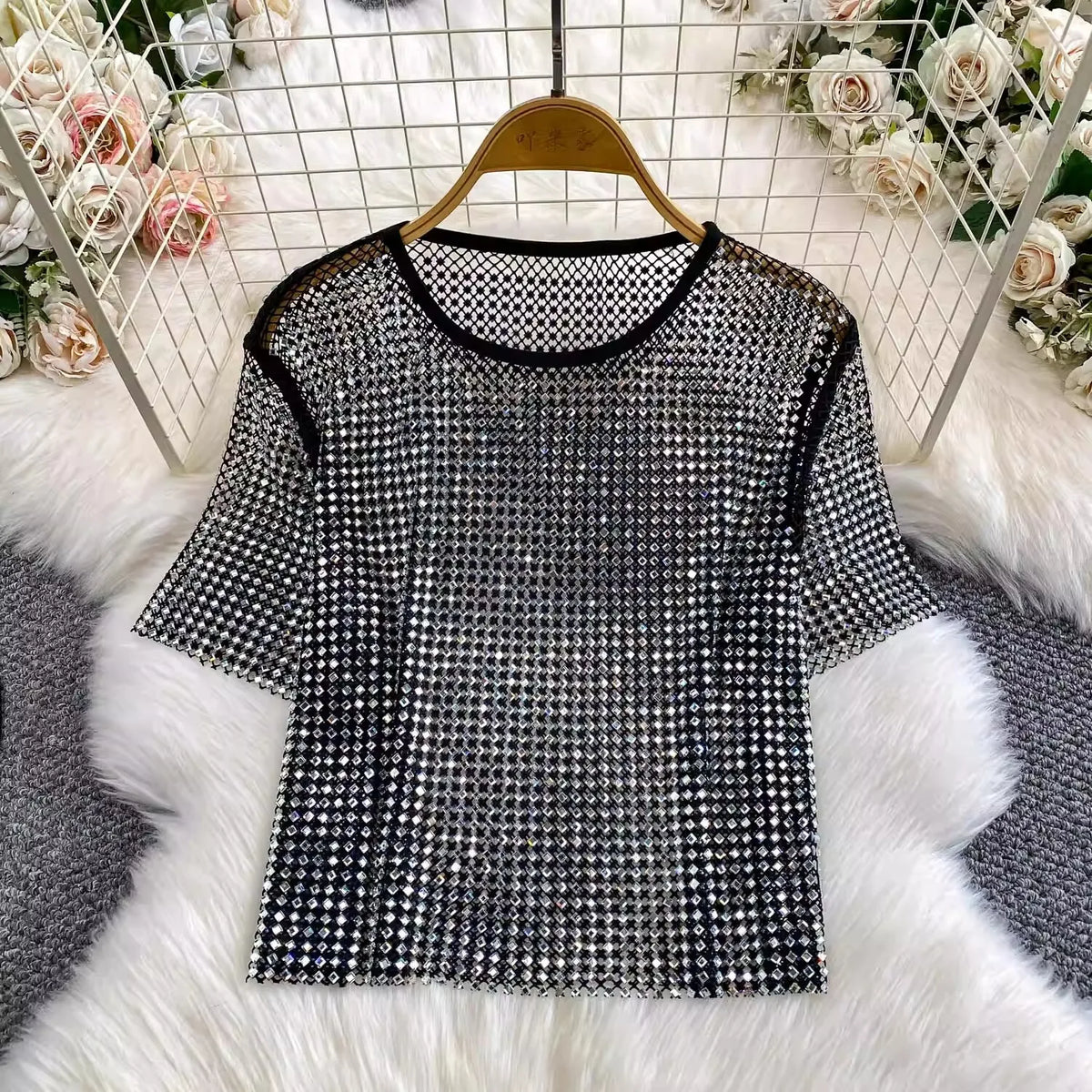 SHENGPALAE 2026 New Autumn Fashion Women Clothing Round Neck Short Sleeves Mesh Hollow Out Pullover T-shirt