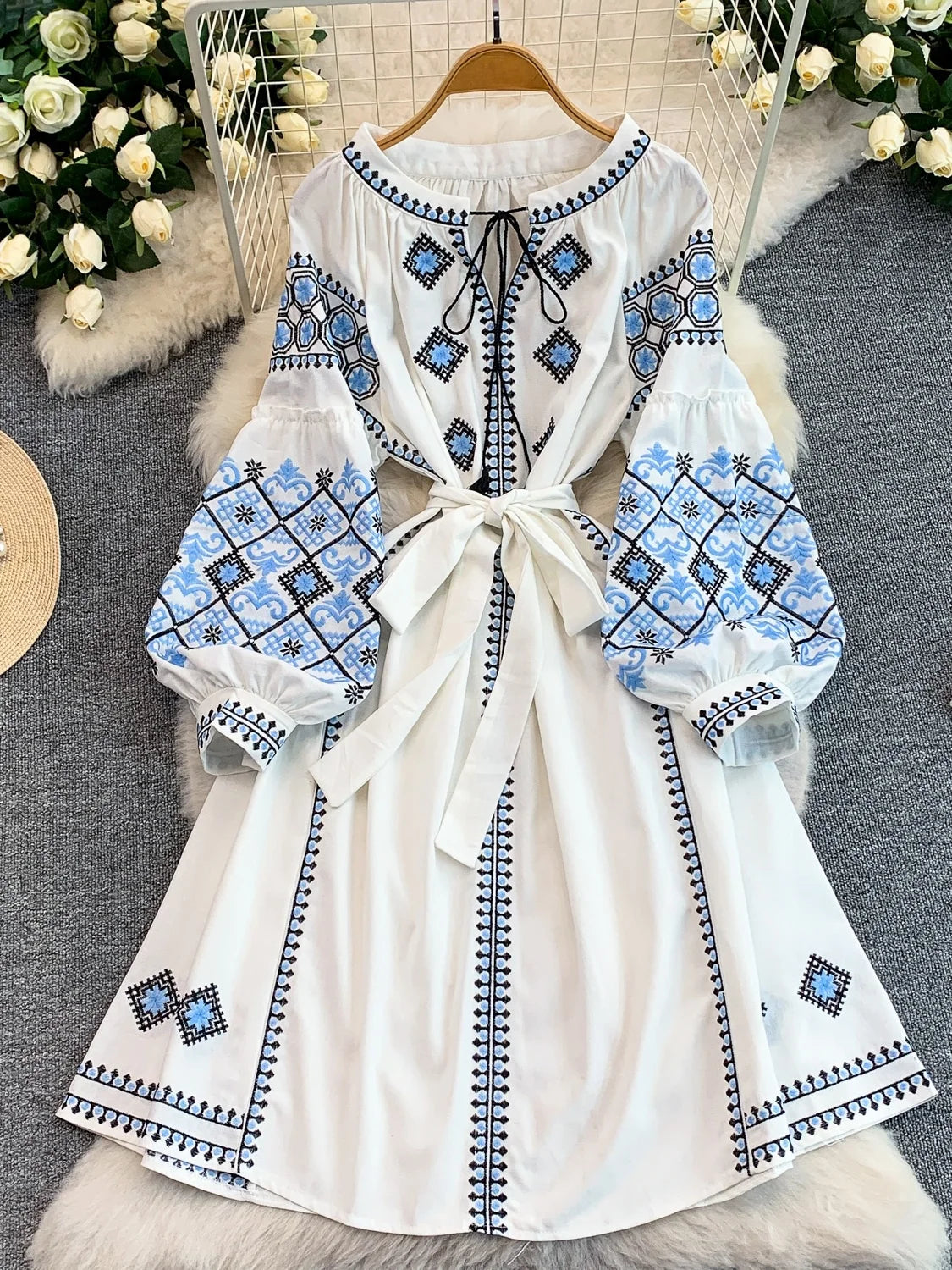 Retro Embroidered Belted round Neck Dress Women's Loose A-Line Midi Skirt Spring Summer Fashion City Commute Casual Dress