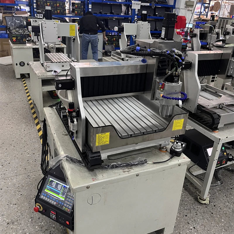 2200W ATC Spindle CNC 6040 Square Rail Metal Engraving Carving Machine PCB Milling Drilling Machine With Automatic Tool Change
