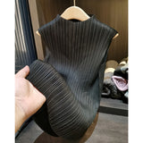 Miyake Pleated Sleeveless Undershirt 2026 New Simple Versatile Slim Simple Solid Color T-shirt Women Thin Stretchy Tops Clothes
