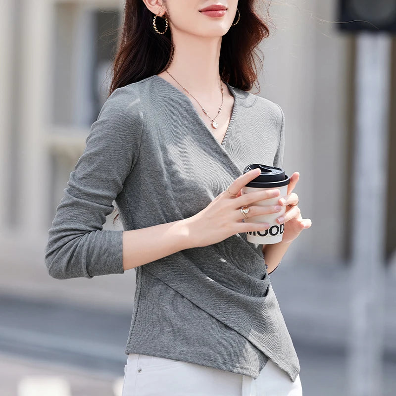 European gray long sleeved T-shirt for women's autumn new high-end fashion plus size irregular V-neck casual top