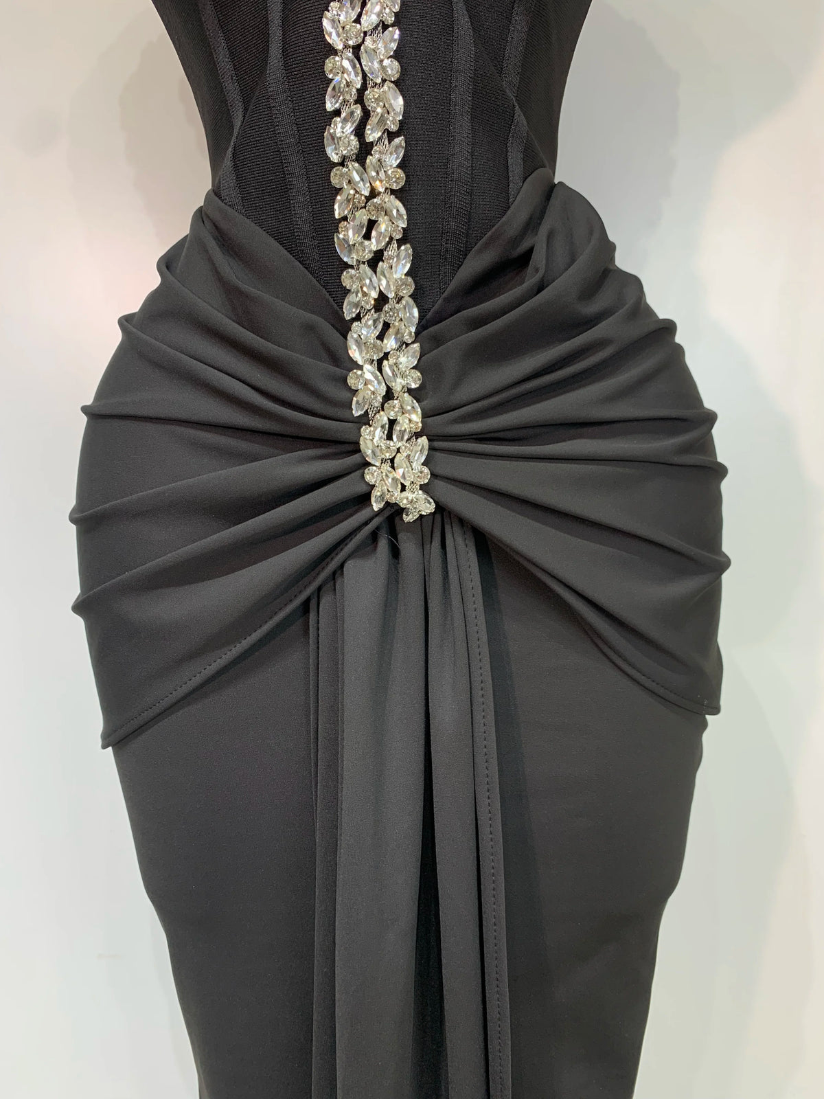 Women Sexy Off Shoulder Black Long Diamond Bodycon Bandage Dresses Celebrity Elegant Evening Party Nightclub Wedding Guest Dress