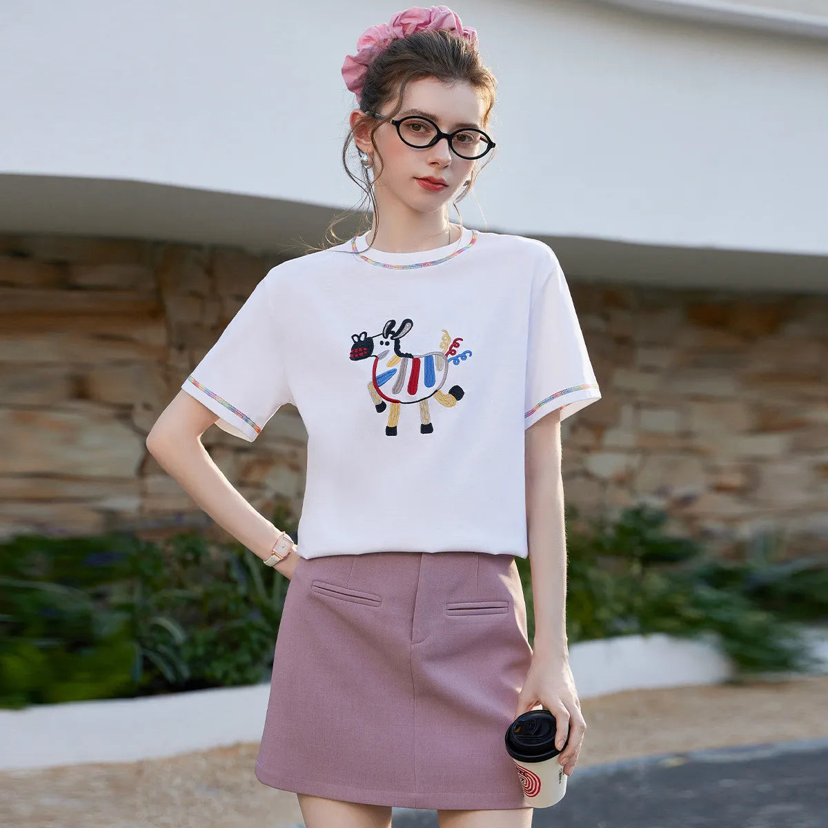 LOUIS YAO Playful Age-Reducing Fun Embroidered Short Sleeve T-Shirt 2026 Summer Top Pullover Slightly Stretch Cute Women's Tee