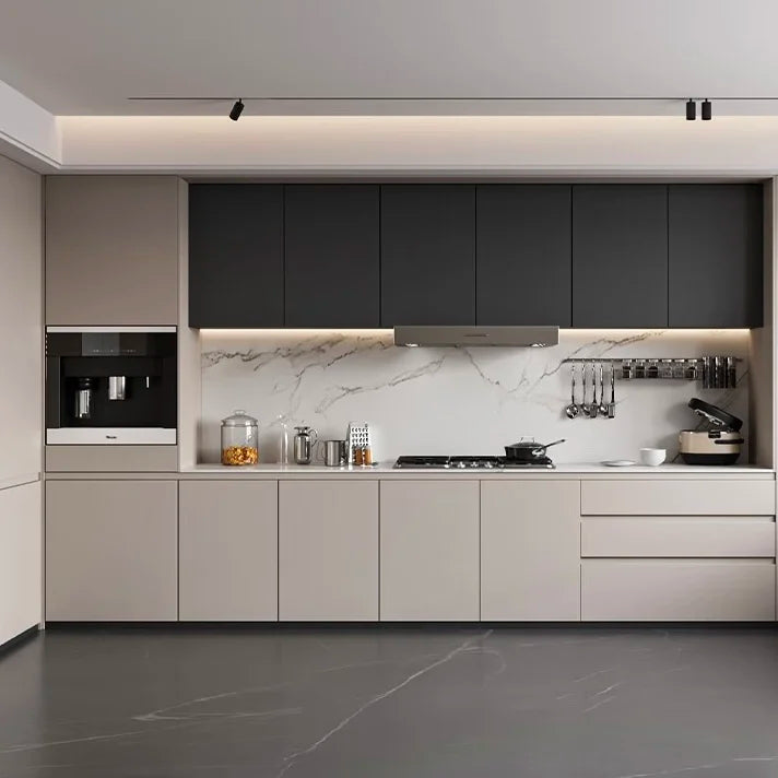 Factory Direct Sale of Modern Style Solid Wood Oak Waterproof Kitchen Cabinets Large Storage Space Eco-Friendly Multi-Functional