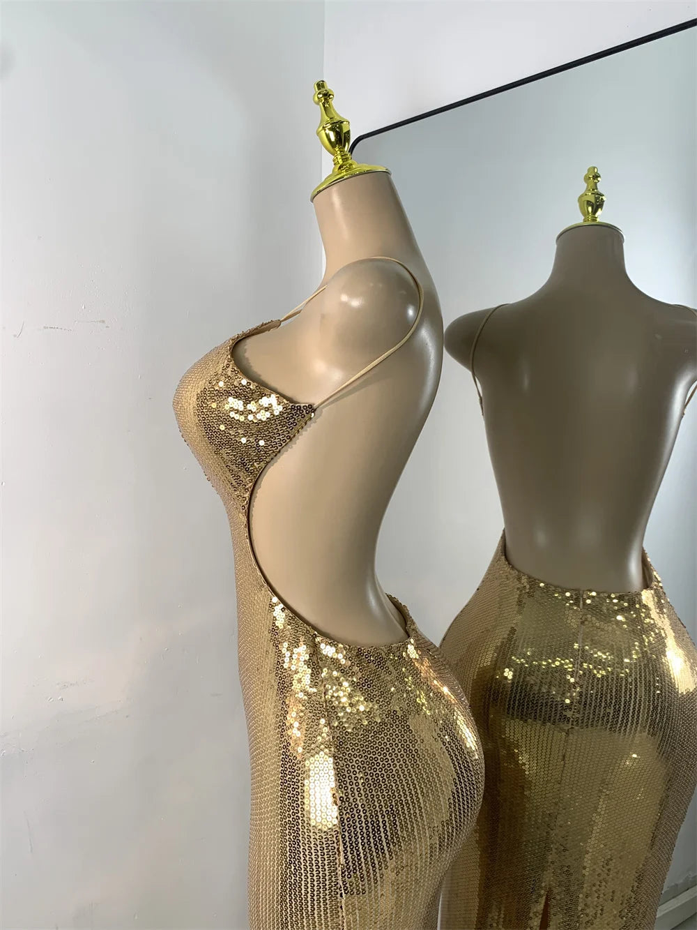 Luxury Sequins Gold Party Dress Women Sexy Halter Backless Evening Birthday Gown Hollow Out Celebrity Gala Music Festival Dress