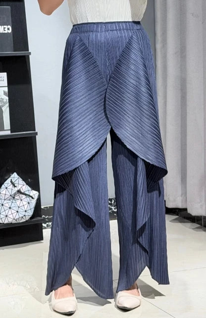 Miyake Pleated T-Shirt 2026 Summer New Irregular Sleeveless Top Simple Casual Fashion V-Neck Fold Vest Commuter Women's Clothing