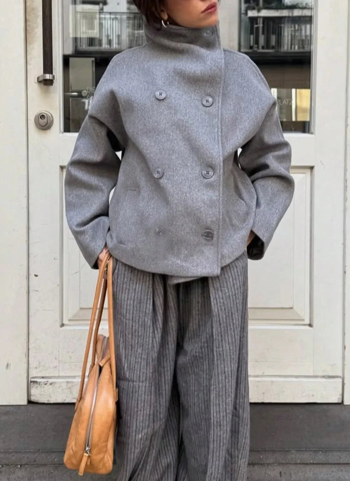 Women's Autumn and Winter New Jacket, Elegant Temperament, Stand Collar, Double-Breasted, Short Loose Wool Coat