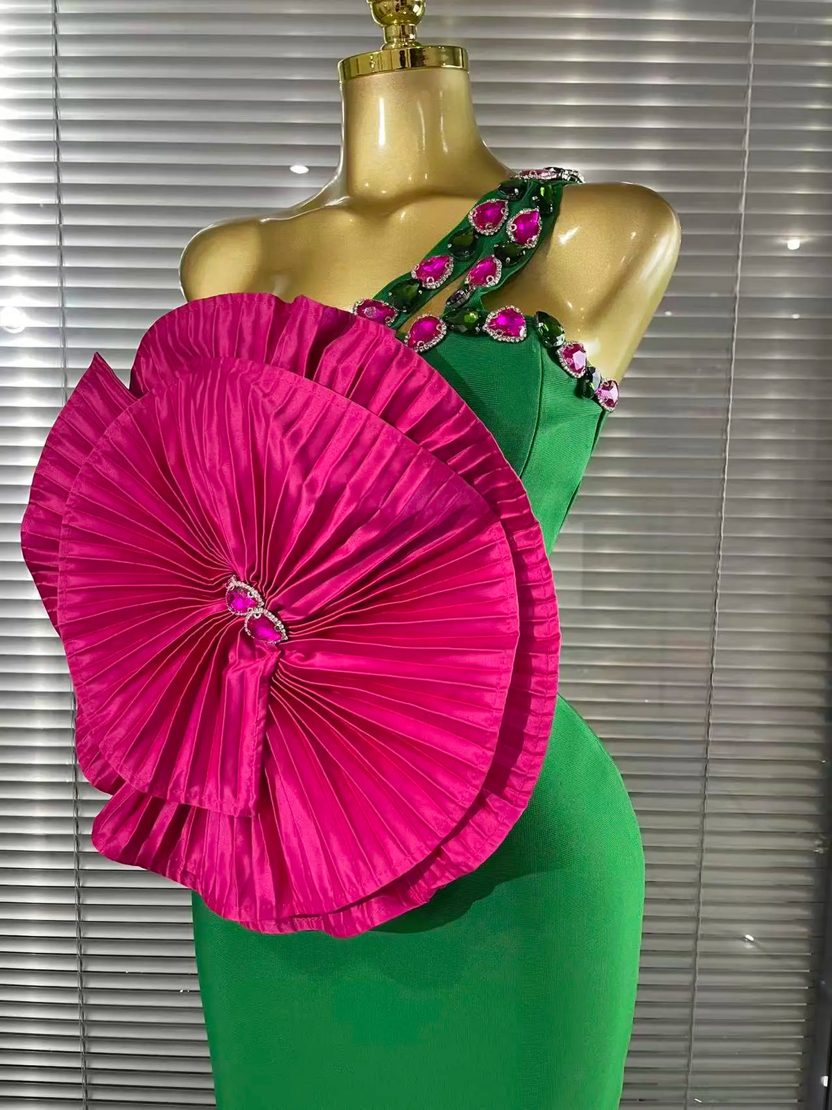 Big Rosered Florals Green Color Women Sexy One Shoulder Sparkly Crystal Bodycon Bandage Mid-calf Dress Celebrate Nightclub Wear