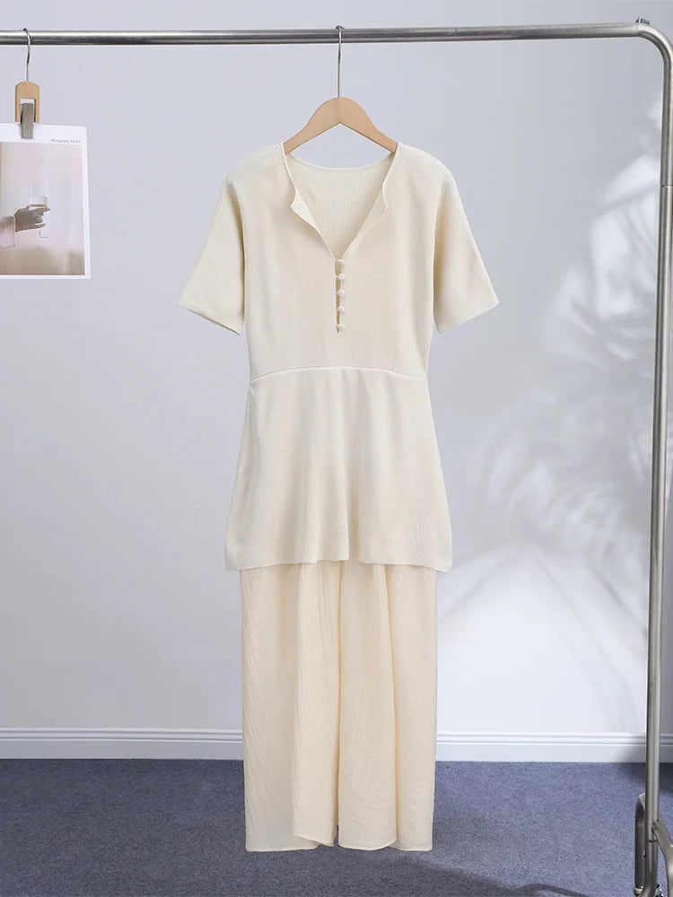 Crew Neck Short Sleeve Buttoned Paneled Midi Dress Fitted Bodice Flowing 2026 Spring Women Knit Skirt Fashion Elegant Lady Gown