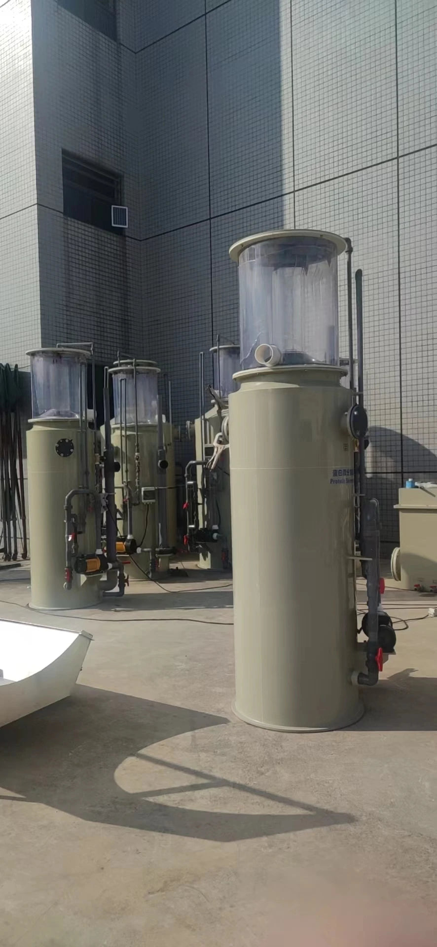 10m3/h 20m3/h 30m3/h Factory Price Fish Pond RAS Small Large Capacity Protein Skimmer Marine Saltwater /fresh Water