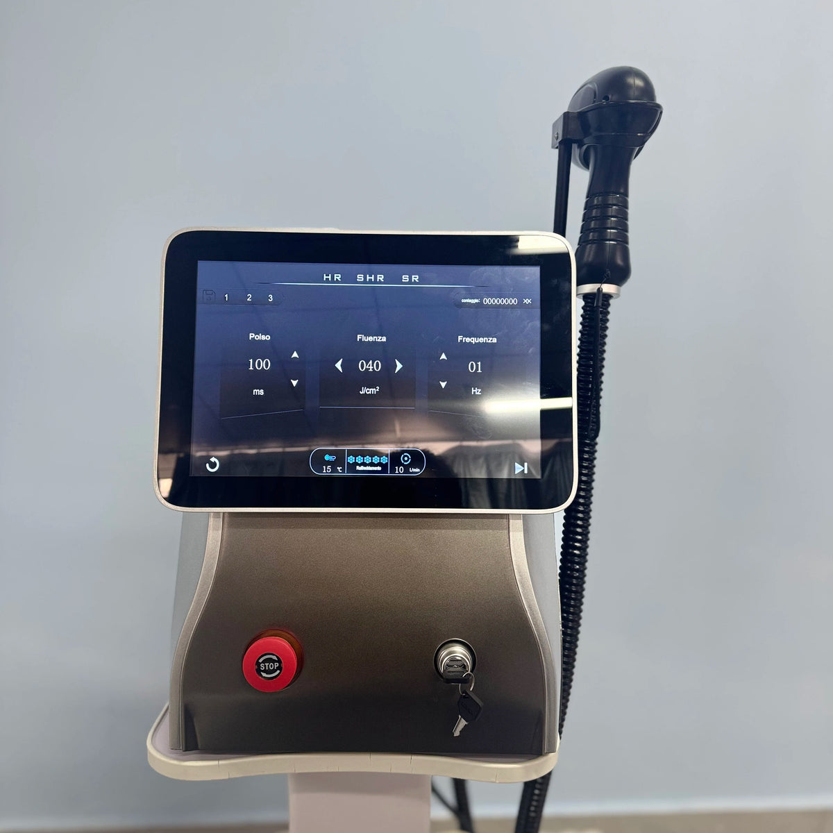 Professional diode-based ice titanium laser hair removal machine portable 808nm 755nm 1064nm Alexandrite 3-wavelength laser