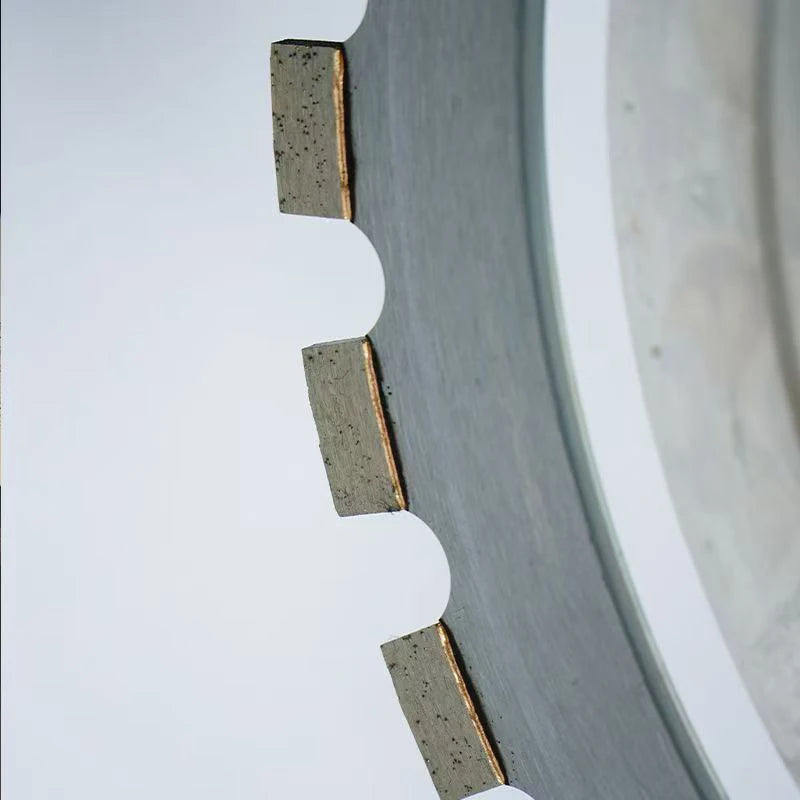 Concrete ring saw blades 410, 520, 610 Suitable for ring saw cutting machines.