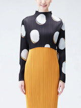 Miyake Fold 2024 Spring New Short Top Design Sense Niche With Long-sleeved T-shirt