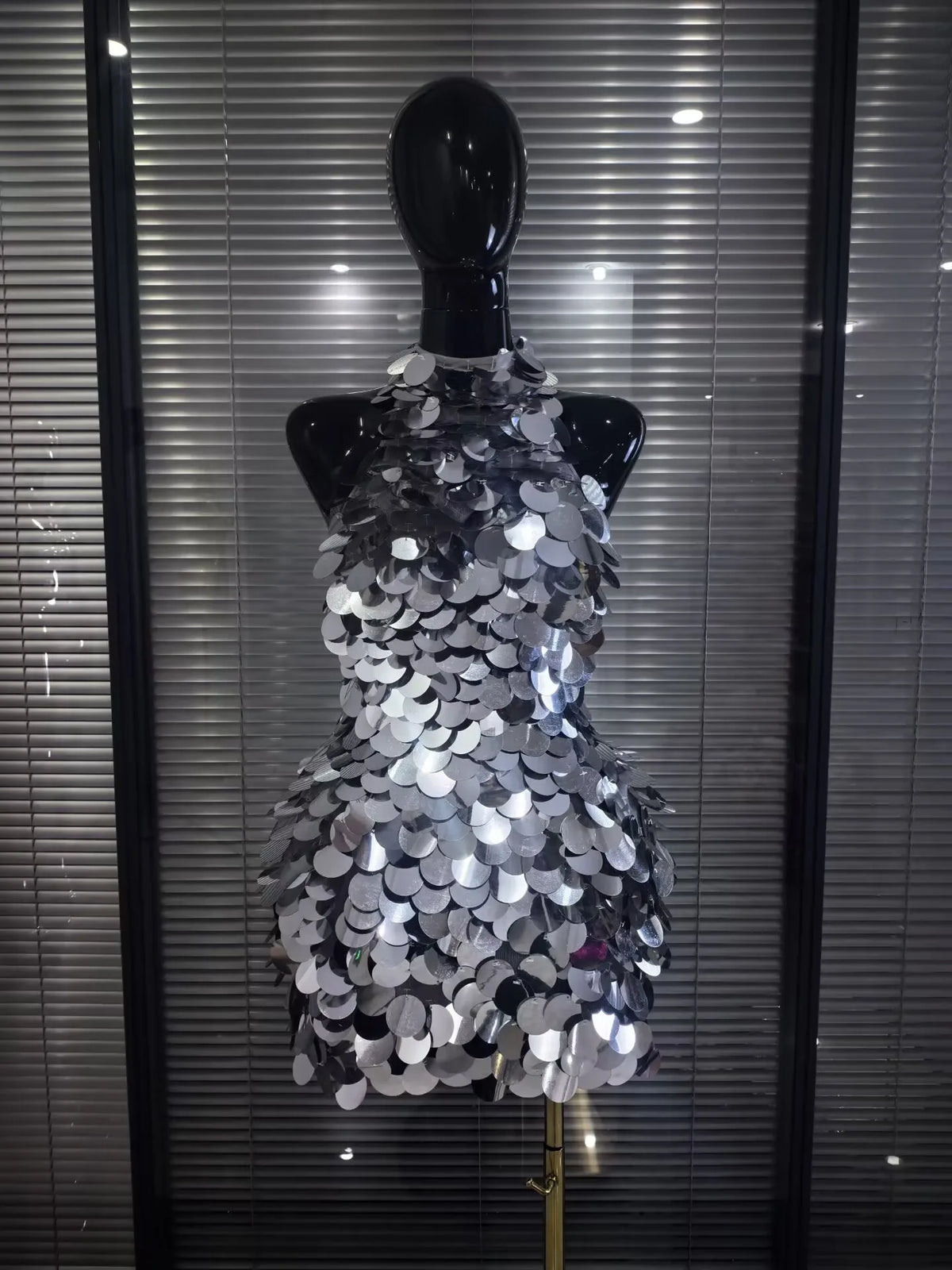 Shining Sequins Women Sexy Halter Off the Shoulder Backless Bodycon Mini Dress Nightclub Party Celebrate Bar Singer Stage Wear