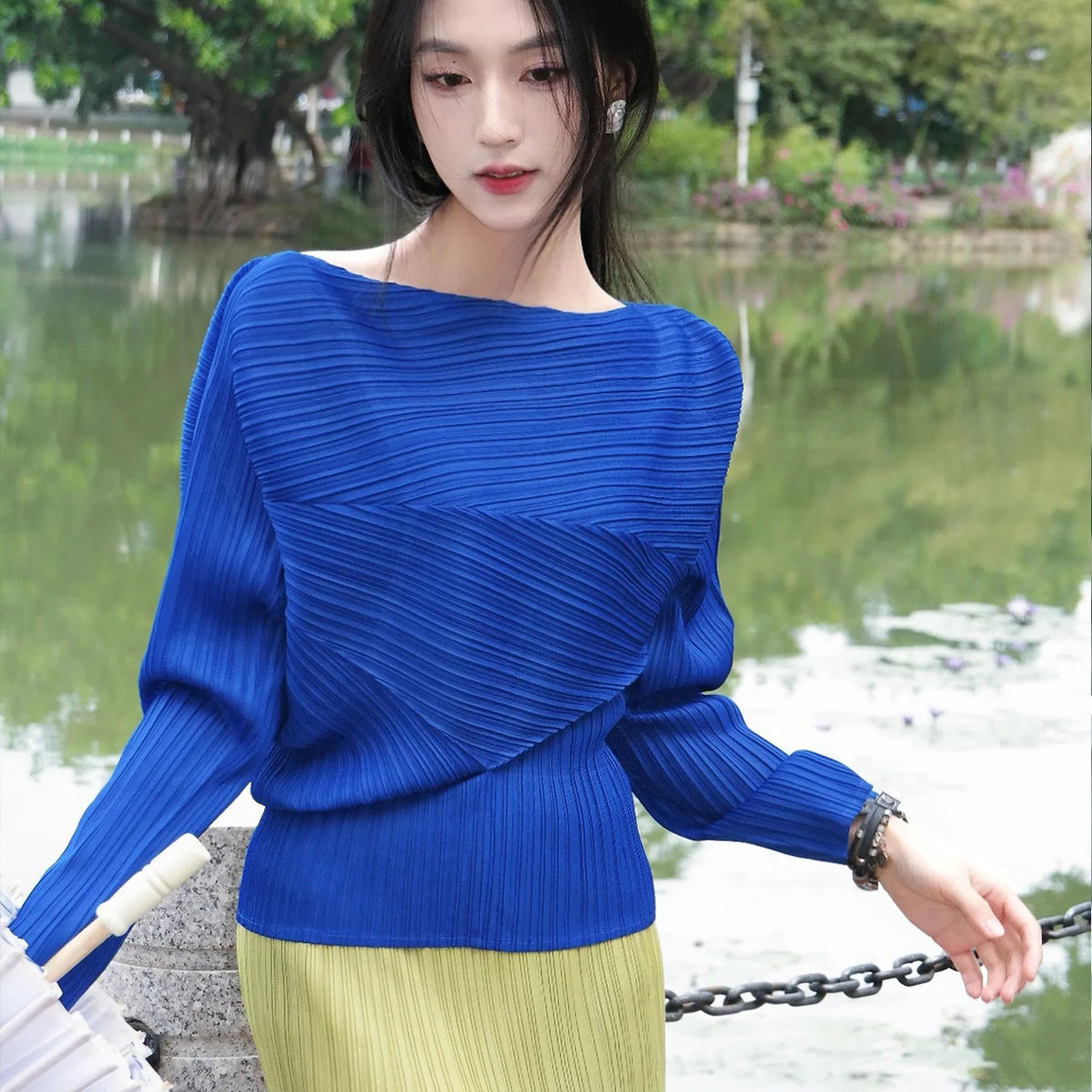 Pleated Top 2026 New Round Neck Short Sleeve Batwing T-Shirt Women Summer Lightweight Vacation Travel Women's Clothing