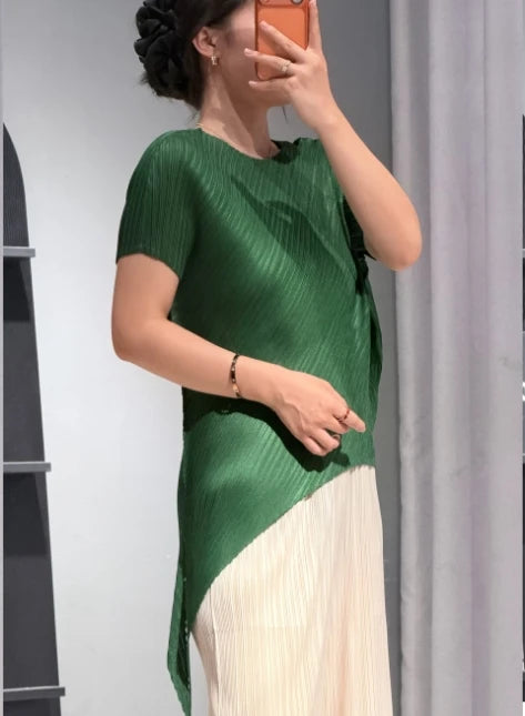 Miyake Pleated T-Shirt 2026 Summer New Irregular Sleeveless Top Simple Casual Fashion V-Neck Fold Vest Commuter Women's Clothing