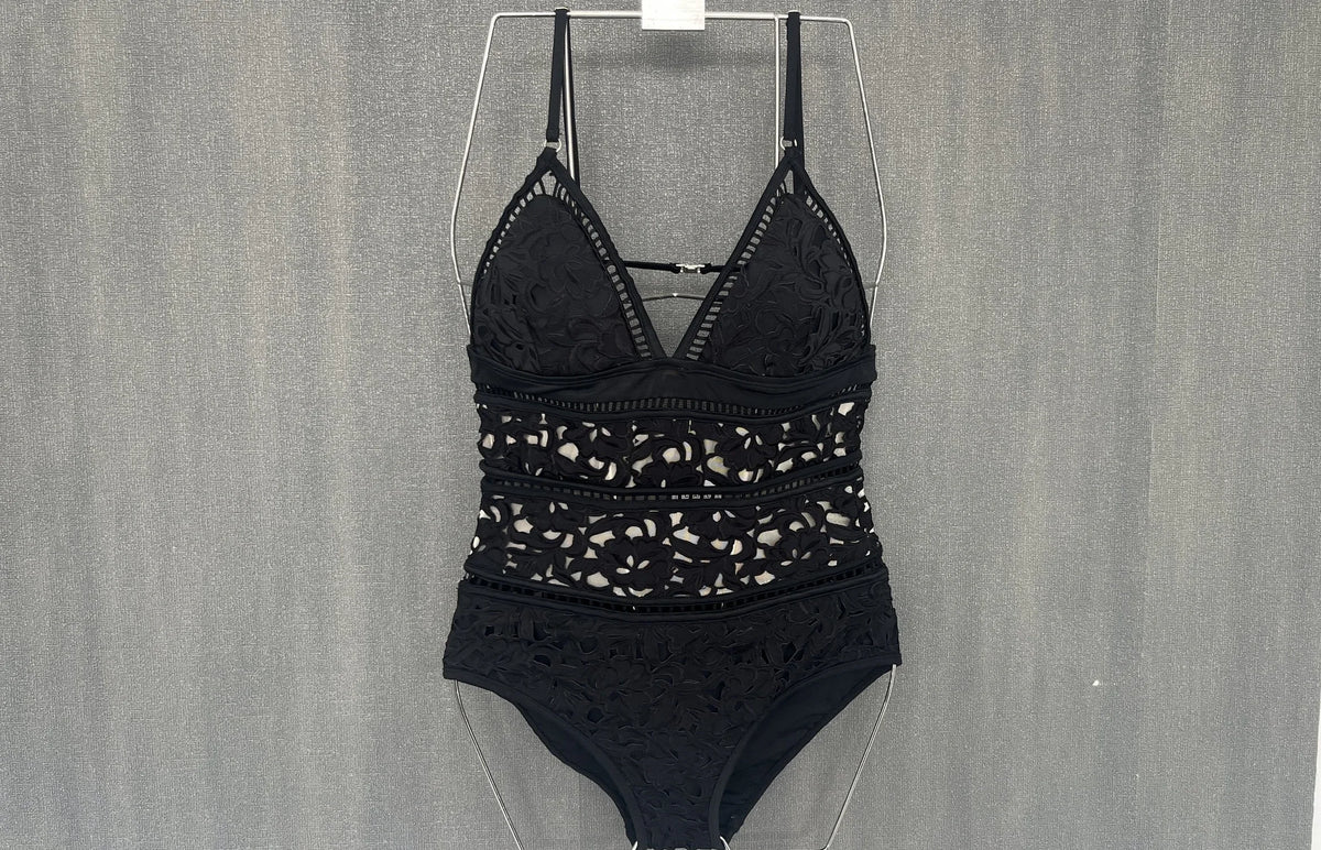 2025 Women's swimwear: Sexy, cut-out, backless, high-waisted, hot spring bikini, one-piece solid color, fashionable