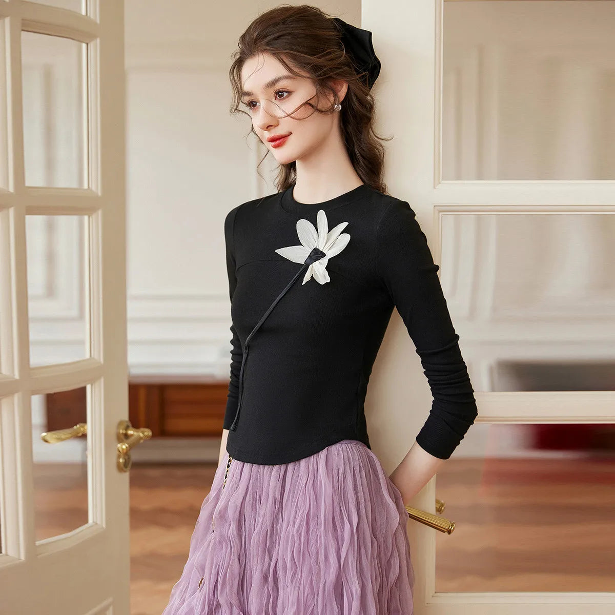 LOUIS YAO 3D Floral Embellished Women's T-Shirt 2026 Spring Micro Elastic Regular Shoulder Tee Slim-Fit Long-Sleeve T-Shirt