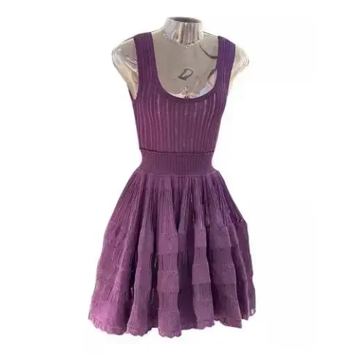 High-end New Short Dress Women's Summer French Style Exquisite Design Sense Niche Sleeveless Vest Stitching Dress 2024