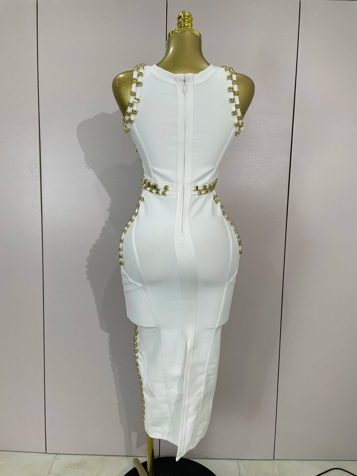 Elegance White Metal Buckle O Neck Sleeveless Bodycon Bandage Dress Women Celebrate Evening Prom Birthday Party Dress Vestido