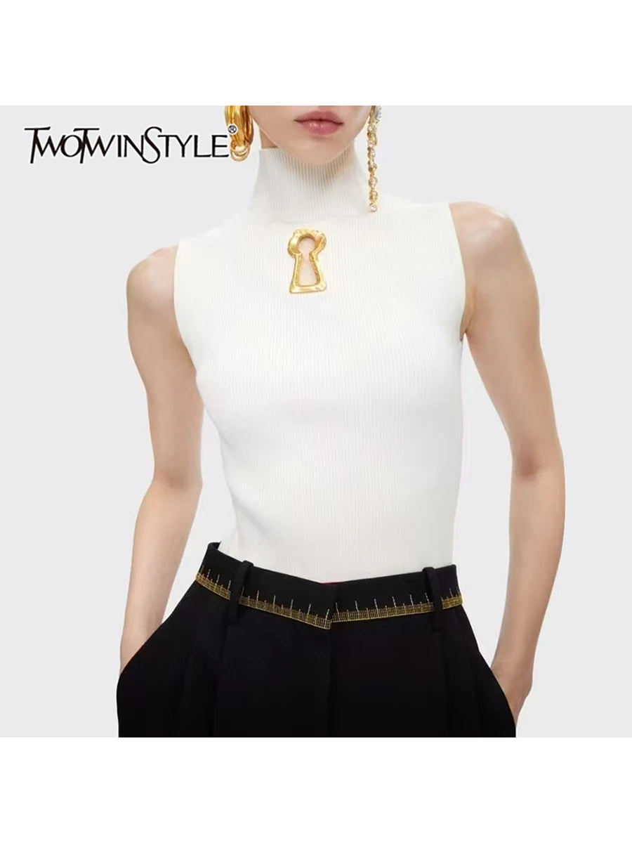 TWOTWINSTYLE Solid Spliced Metal Buckle Slimming T Shirts For Women Turtleneck Sleeveless Minimalist T Shirt Female Fashion New