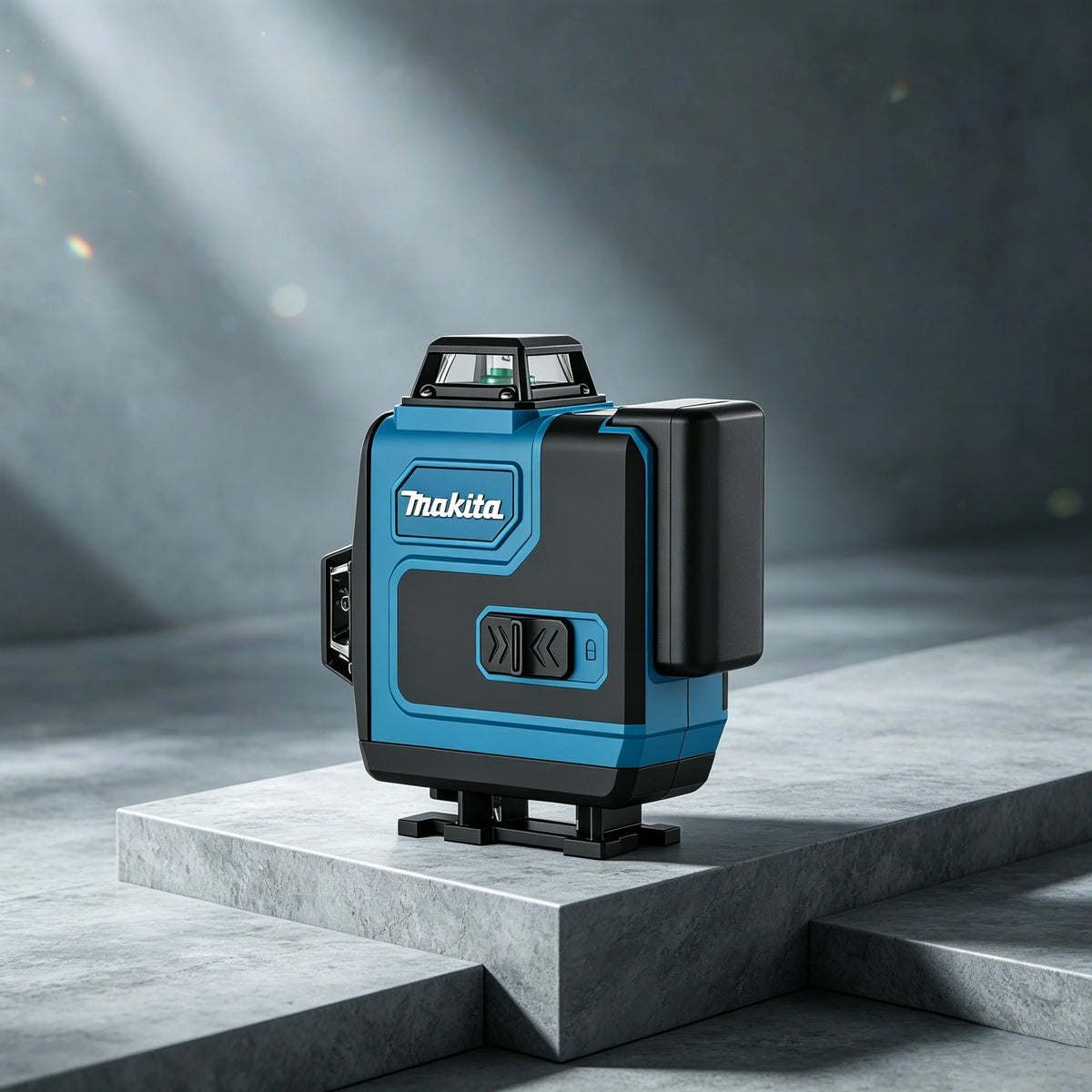 Makita Laser Level:Self-Leveling & Manual Modes,515nm Green Light,±4° Range,16 Lines,IP65,With Remote & Battery for Alignment